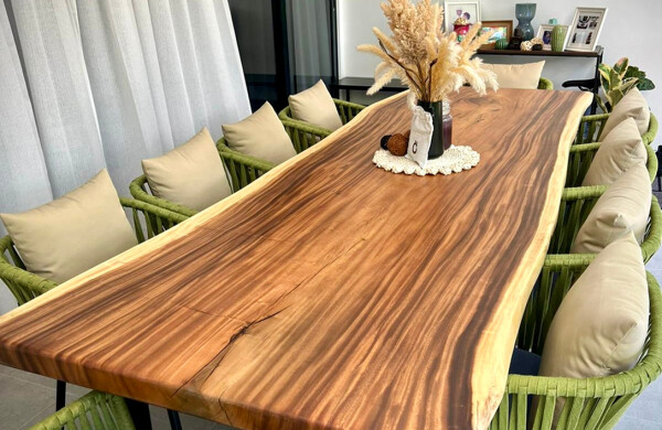 Dining_Table_10